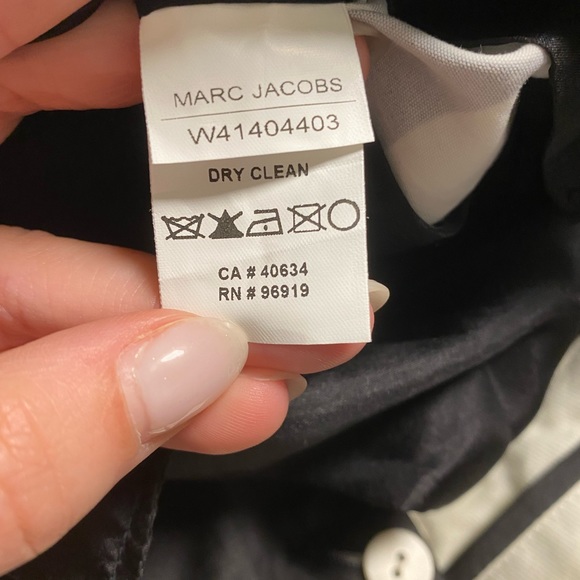 Marc Jacobs Floral Capris NWT - Picture 4 of 4